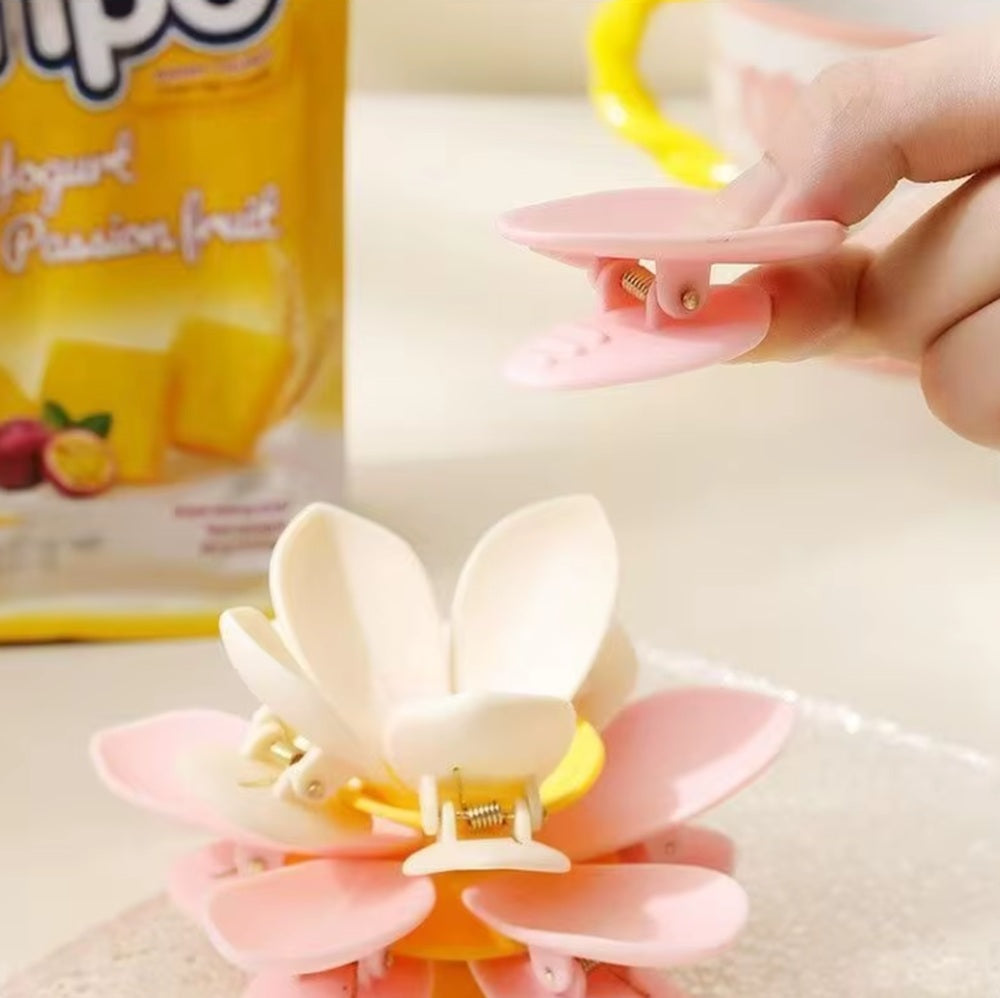 2-Pack Flower Magnetic Fridge Clips | TIKA